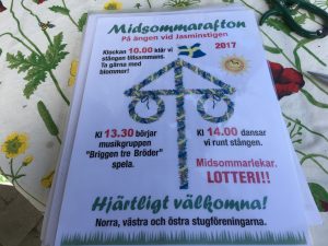 En av ett antal midsommarfester! Stugföreningen är medarrangör!